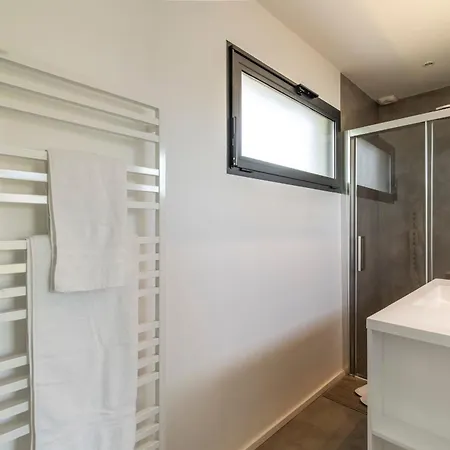 - High Standing Contemporay